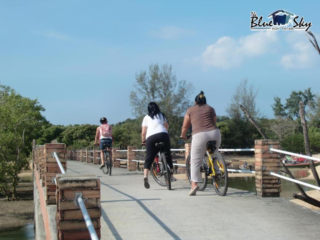 The Blue Sky Resort@ Koh Payam Koh Phayam Exterior photo
