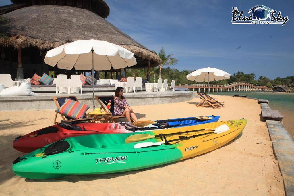 The Blue Sky Resort@ Koh Payam Koh Phayam Exterior photo