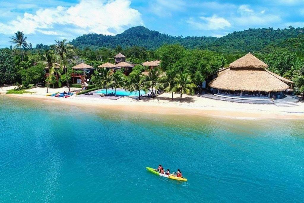 The Blue Sky Resort@ Koh Payam Koh Phayam Exterior photo